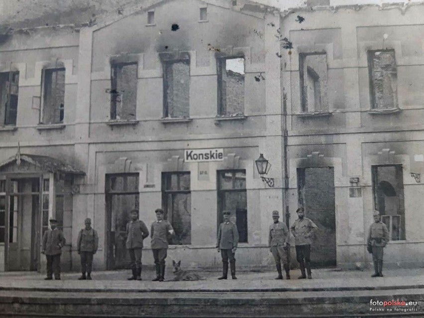 Zniszczony dworzec PKP w 1915 roku.