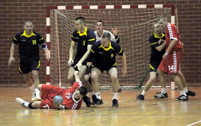 Piłka ręczna: MOKS Słoneczny Stok Białystok - AZS UMCS Lublin 32:27. Słoneczni są coraz lepsi. (zdjęcia)