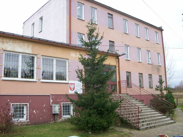 Coraz mniej dzieci chodzi do szkoły w Goździkowie i szkoła może zostać zamknięta.