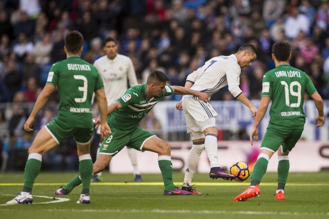 W lidze hiszpańskiej na plan pierwszy wysuwają się derby Madrytu. Od kilku sezonów rywalizacja Atletico i Realu rozpala kibiców nie tylko w Hiszpanii, ale praktycznie na całym świecie. 