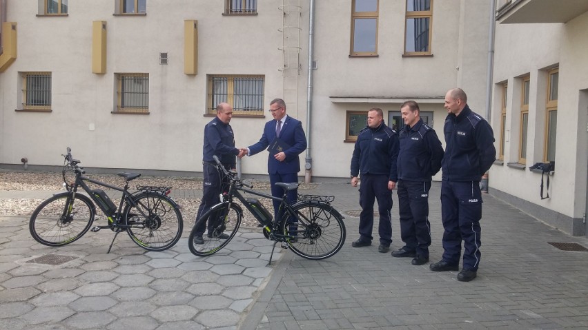 Policjanci z Komendy Powiatowej Policji w Żninie otrzymali...