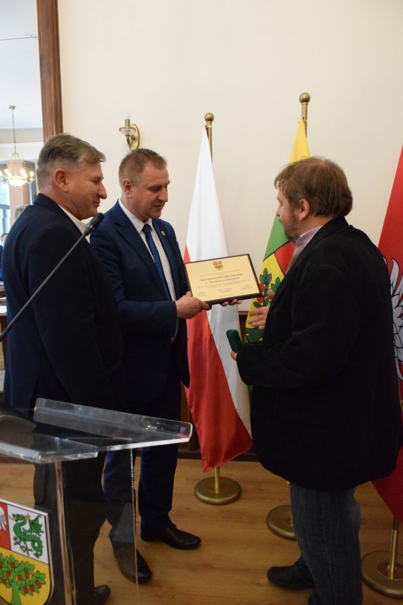 Doktor Remigiusz Matyjas odznaczony medalem "Zasłużony dla Powiatu Grójeckiego” . Zobaczcie zdjęcia z uroczystości