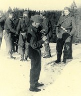 Paczki z „nieba” na Polankach koło Szczawy na Boże  Narodzenie 1944 