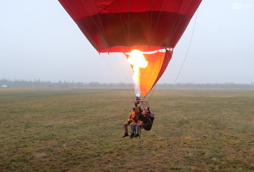 Szczecin. Balony wzniosły się nad lotniskiem w Dąbiu. Niecodzienna promocja projektu SBO