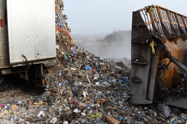 Składowisko odpadów w Bytomiu działa prawidłowo - wykazała kontrola Urzędu Marszałkowskiego.Zobacz kolejne zdjęcia. Przesuwaj zdjęcia w prawo - naciśnij strzałkę lub przycisk NASTĘPNE