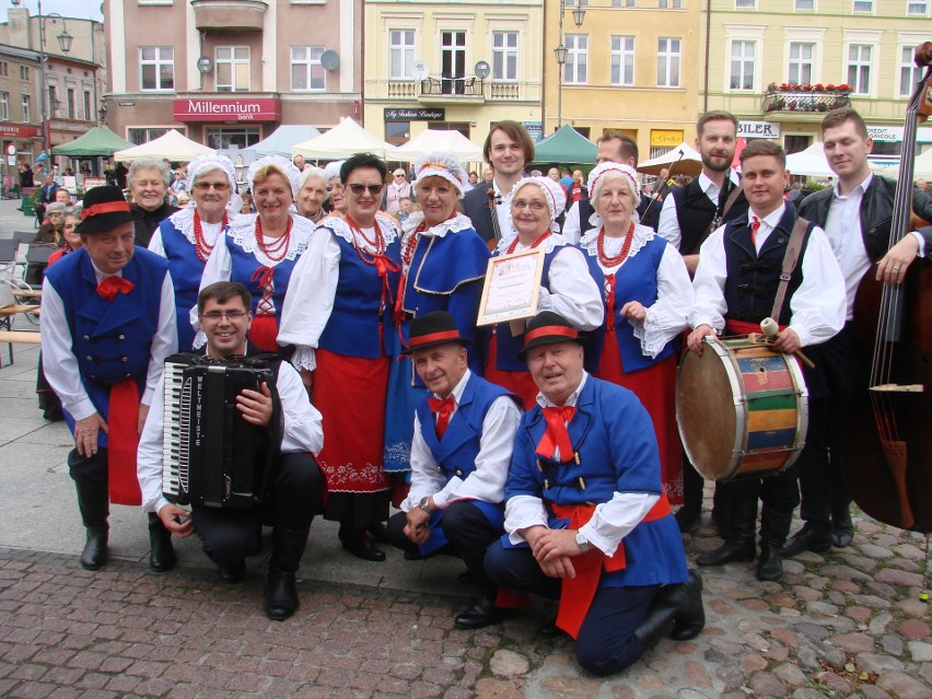 Zespół "Łochowianie". Z akordeonem Michał Stropa, nowy...