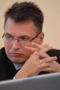 Prezydent Janusz Kubicki: - To przecież radni PiS chcieli podwyżek dla pracowników. Zgodziłem się na nie. A to koszt 4,5 mln zł.