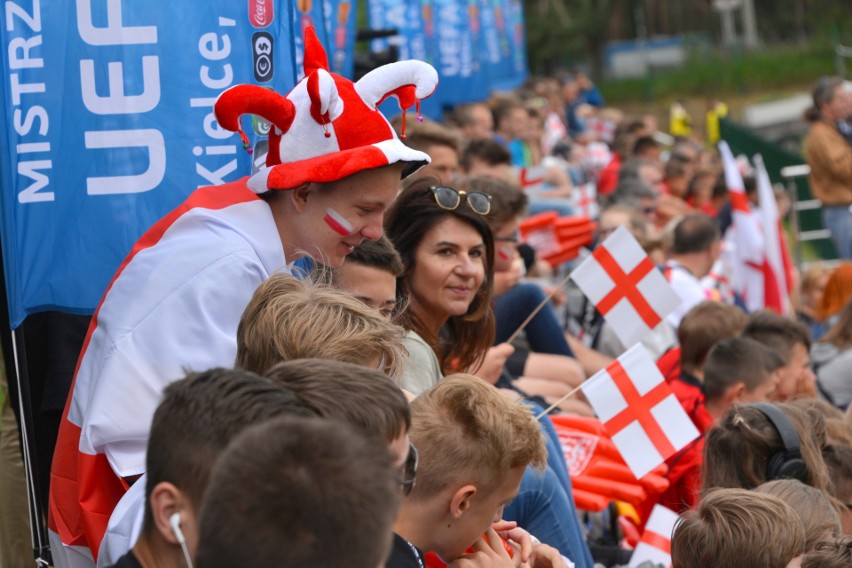 Euro 2017 w Kielcach. Reprezentacja Anglii uroczyście powitana w Kielcach