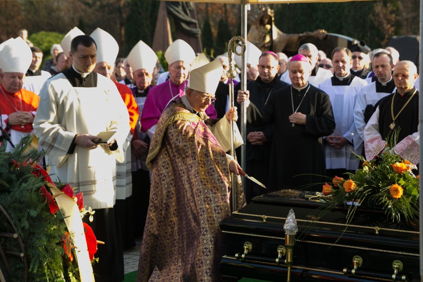 Kraków pożegnał księdza Bielańskiego. Msza święta odbyła się...