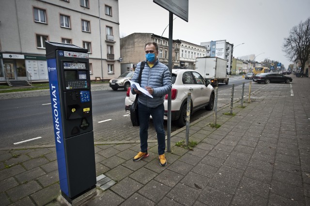 Wracamy do tematu feralnego miejsca parkingowego w pobliżu sklepu Stokrotka, nieopodal Związkowca w Koszalinie