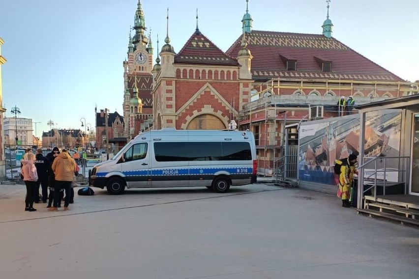 Mobilny posterunek ruszył w rejonie dworca kolejowego Gdańsk Główny