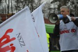 Protest związkowców przed Adient Polska w Świebodzinie. Poszło o zwolnienia