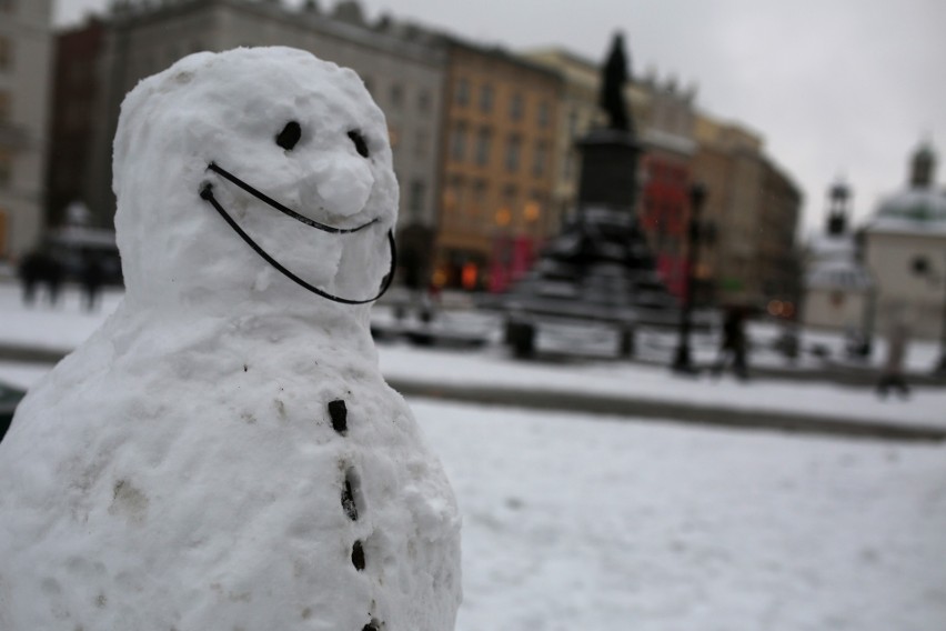 Prawdziwa zima zawitała do Krakowa. Zobacz zdjęcia!