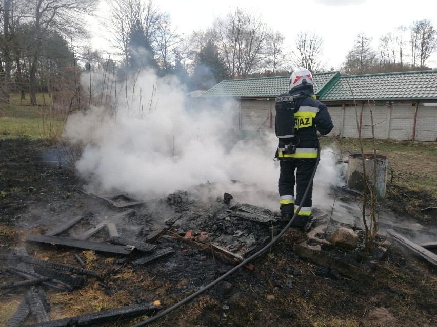 Do pożaru w Bolkowie w gminie Połczyn-Zdrój doszło w piątek...