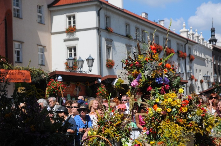 Kraków. "Cudowna Moc Bukietów", czyli najpiękniejszy bukiet zielny [ZDJĘCIA]