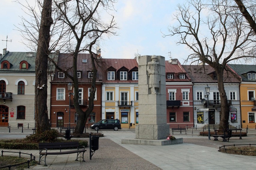 Weekend z obostrzeniami. Zamknięta rzeczywistość Krasnegostawu. Zobacz fotorelację! [7.04]