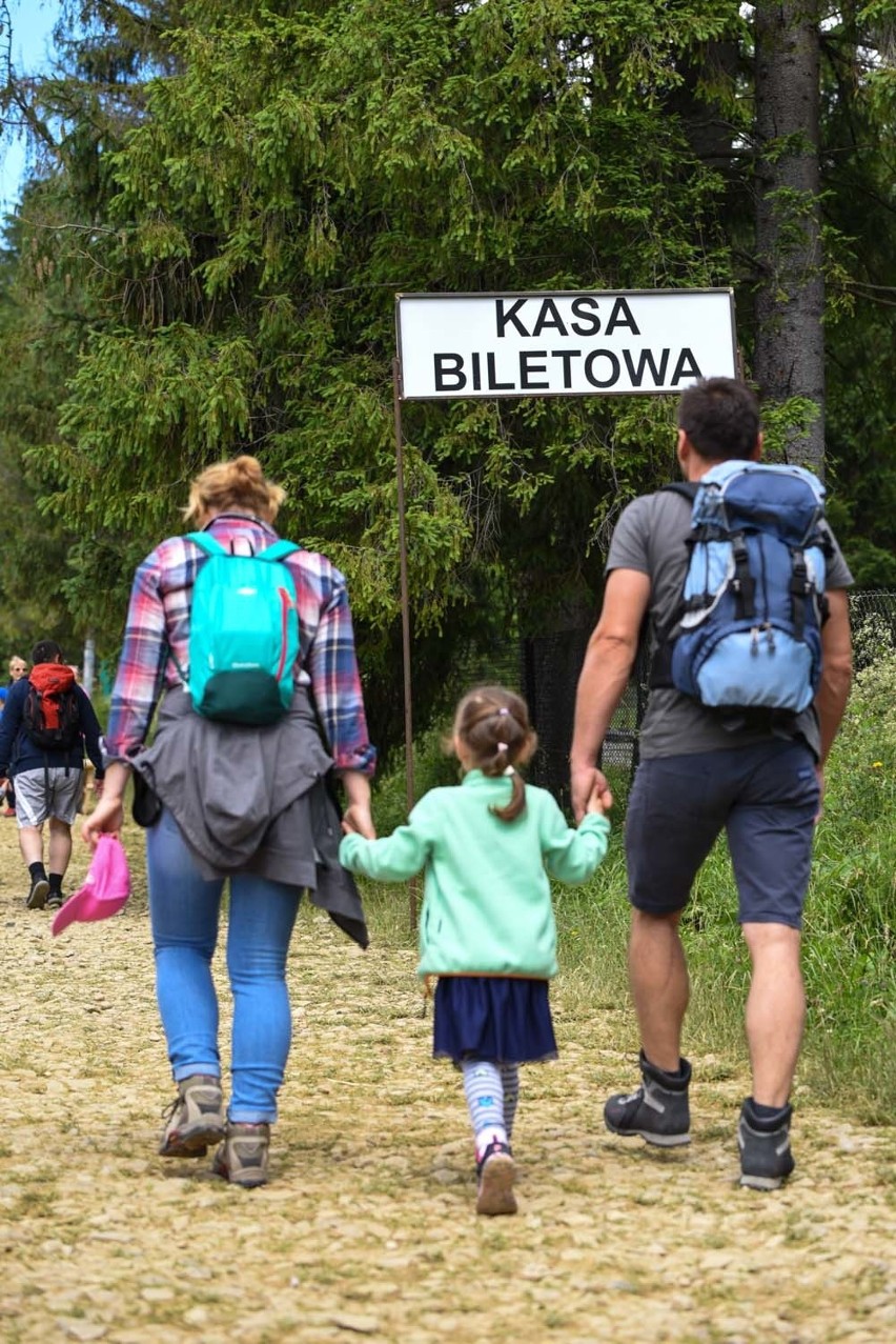 Zakopane: Turyści w szoku. Od teraz by wejść na Gubałówkę trzeba... kupić bilet!