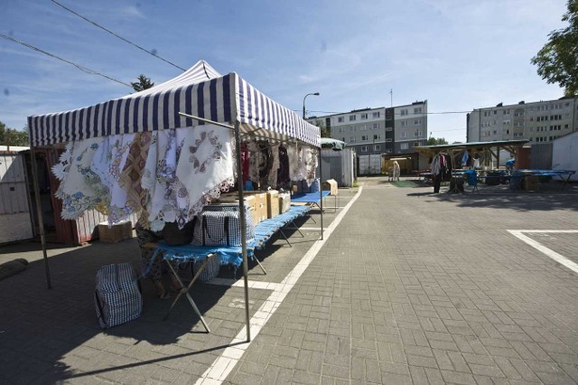 Targowisko miejskie przy ul. Połczyńskiej w Koszalinie czynne jest w każdy wtorek i piątek