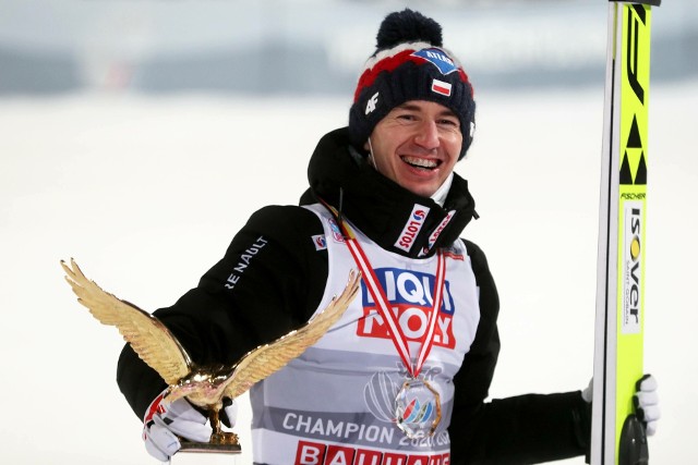 W sezonie 2020-21 Kamil Stoch po raz trzeci w karierze wygrał Turniej Czterech Skoczni.