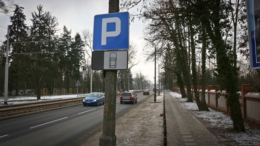 Nowe zasady parkowania pod cmentarzem Grabiszyńskim
