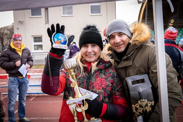 Małgorzata Pazda-Pozorska z podsłupskiej Kobylnicy, reprezentująca klub AML Słupsk, ustanowiła nowy Rekord Polski w biegu na 6 h. Przebiegła 80,733 km.