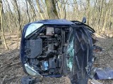 Tragiczny wypadek na drodze Nowa Sól - Bytom Odrzański. Zginął 18-letni chłopak. Dwie osoby zostały ranne, trafiły do szptali 