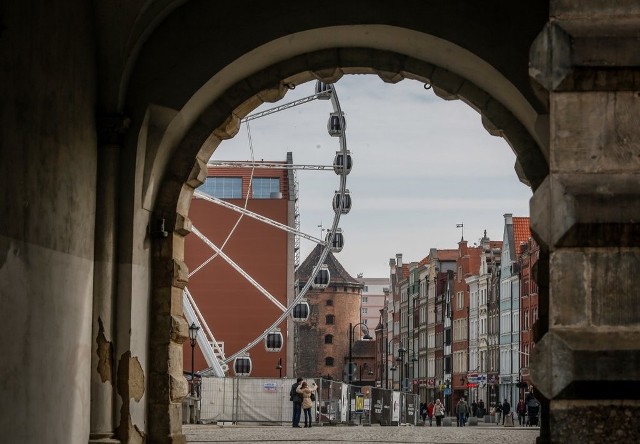 Koło widokowe przenosi się na Wyspę Spichrzów