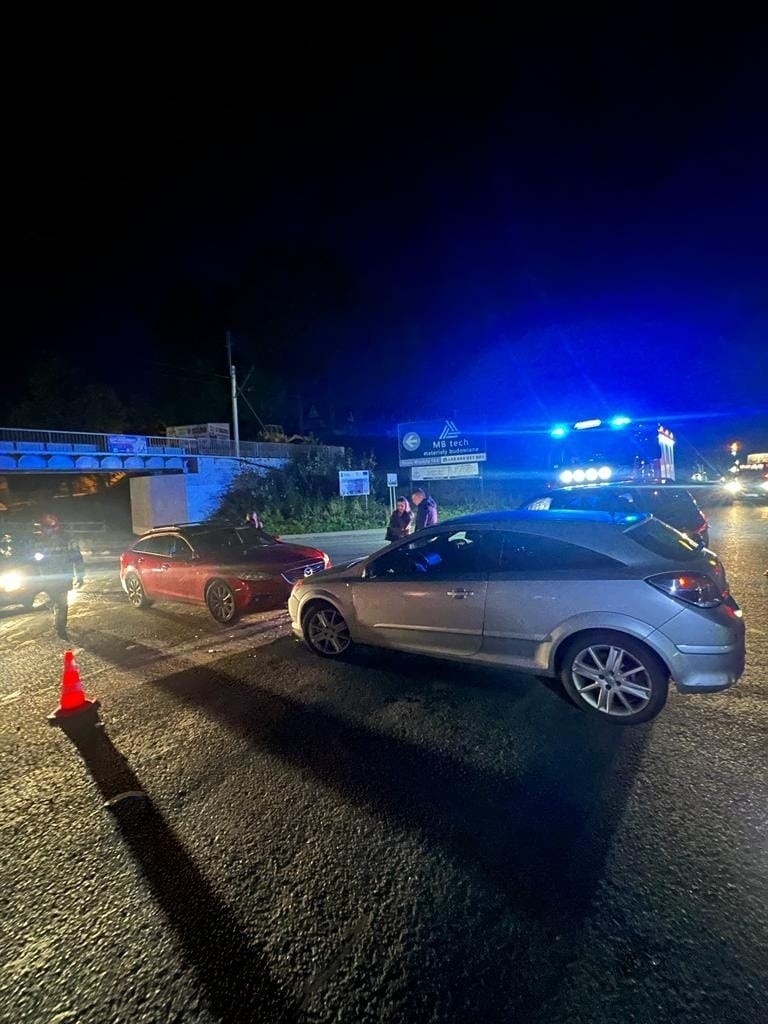Na Ustupie w Zakopanem zderzyły się trzy samochody