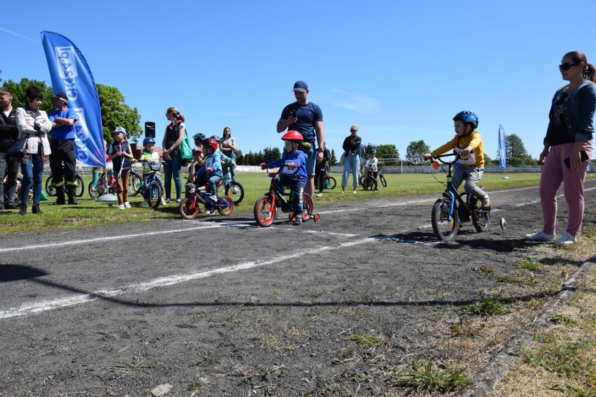 Dziecięce wyścigi rowerkowe Głosu w Mirosławcu