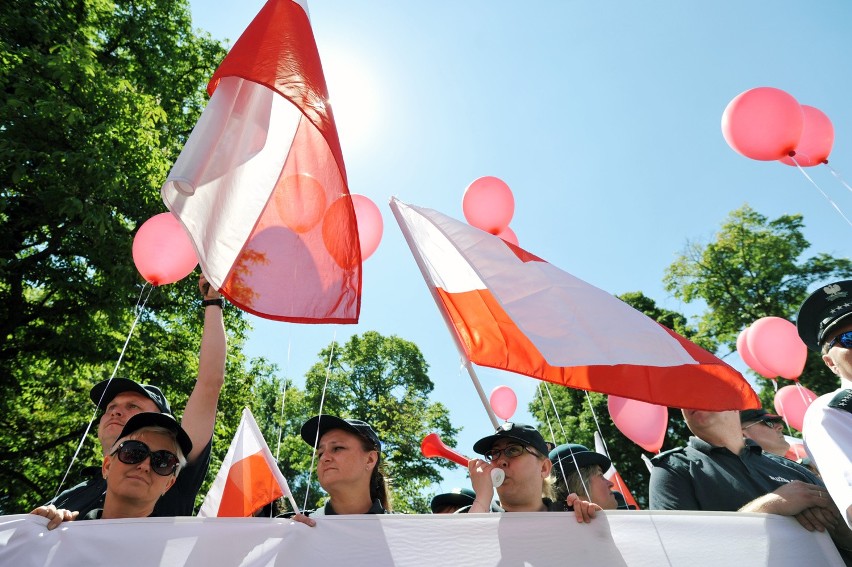 Protest celników w Warszawie 2016