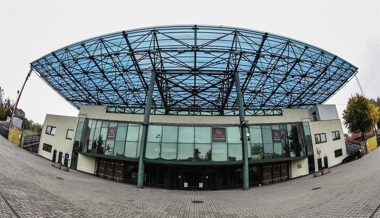 Stadion Polonii Bydgoszcz od lat czeka na zmiany....