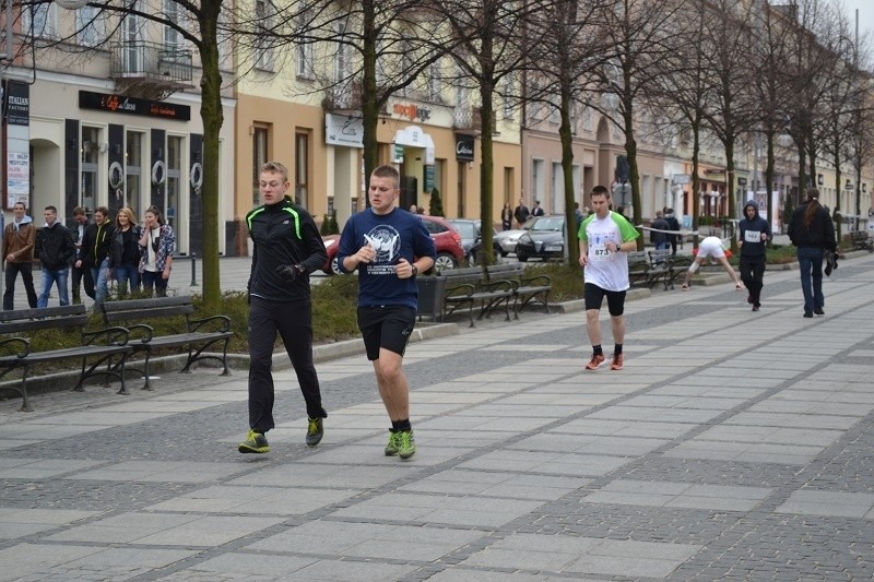 Bieg Częstochowski 2014. VI edycja rekordowa, 1035 biegaczy na starcie [ZDJĘCIA]
