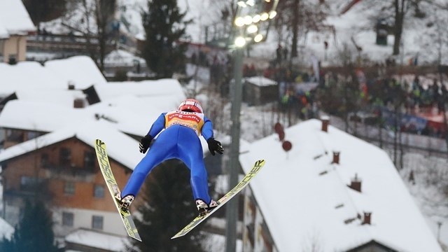 Kamil Stoch jest faworytem Turnieju Czterech Skoczni. Zobacz Skoki narciarskie w Ga-Pa TRANSMISJA NA ŻYWO WYNIKI