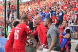 Widzew - Chrobry. Piłkarze Widzewa musieli się tłumaczyć kibicom. Zdjęcia