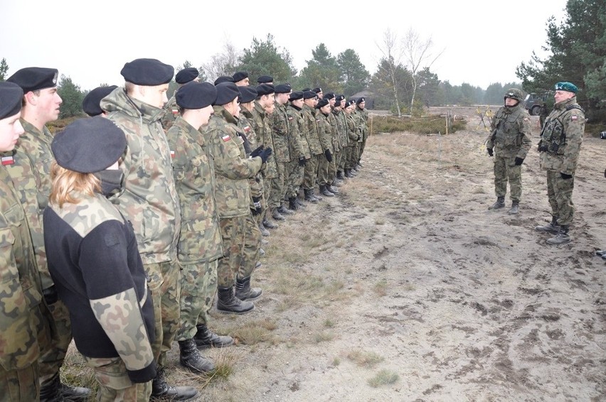 Tak ćwiczyli żołnierze 1. dywizjonu artylerii samobieżnej na poligonie w Świętoszowie (zdjęcia)