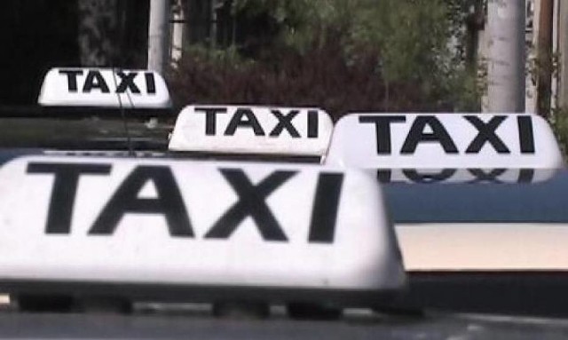 25 lipca 1979 r. zezwolono, aby osoby zatrudnione na innych stanowiskach, mogły pracować na pół etatu jako taksówkarze.