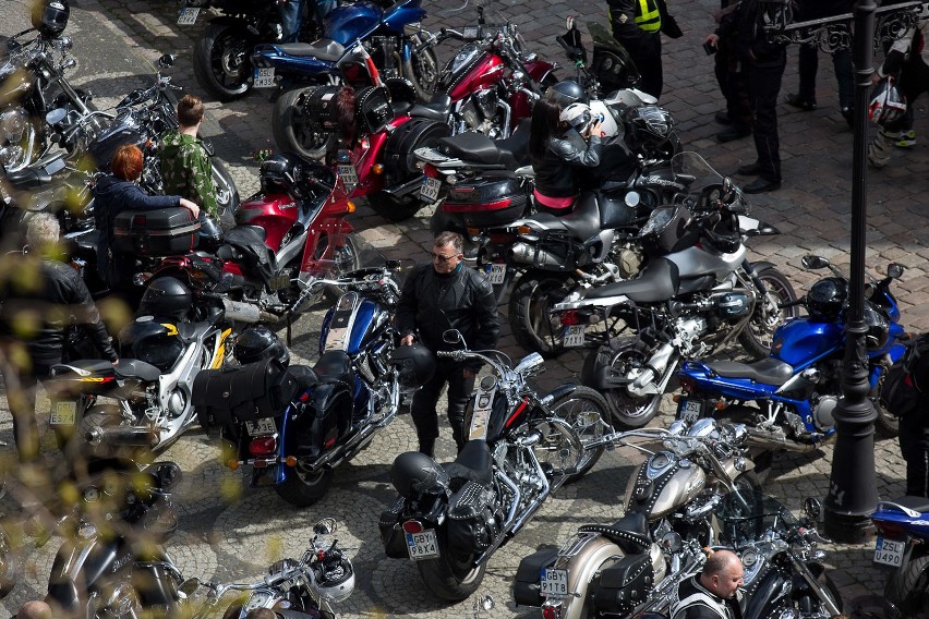 Otwarcie sezonu motocyklowego w Słupsku (zdjęcia, wideo)