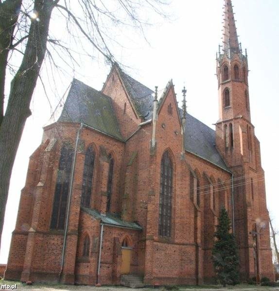 Neogotycki kościół w Smogorzowie.