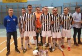 Wisła Opatowiec zdobyła puchar Powiatowej Ligi Futsalu w Kazimierzy Wielkiej