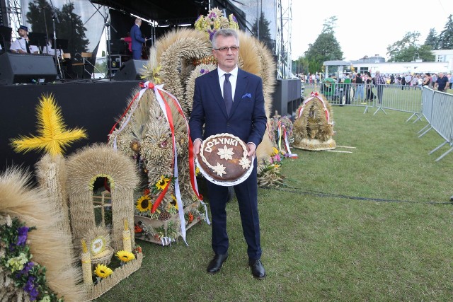 Starosta Zdzisław Gamański zarobił w 2022 roku 344 900 złotych. Rok wcześniej jego uposażenie wynosiło 129 543,60 złotych.