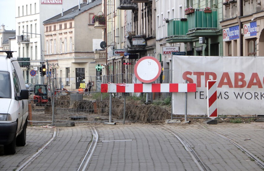 Wykonawca po kilku tygodniach powrócił na plac remontu...