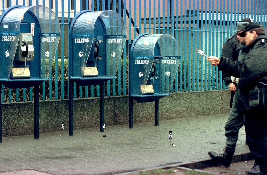 Budki telefoniczne w Poznaniu w 2000 roku.