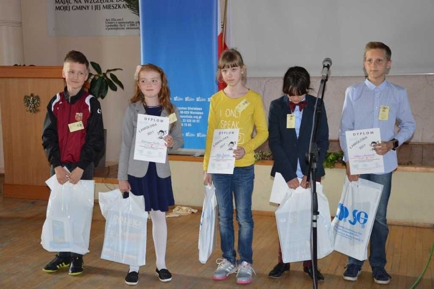 Sukces Społecznego Gimnazjum w Starachowicach, brawa dla podstawówki