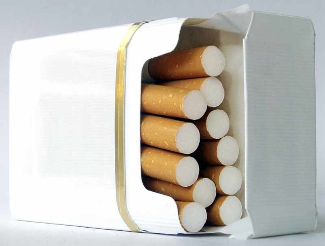 W białostockich sklepach ciężko znaleźć papierosy ze starą akcyzą