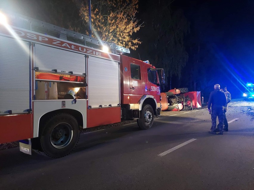Wypadek w Perzanowie (gmina Czerwonka). Kierująca oplem zderzyła się z ciągnikiem. 7.10.2022