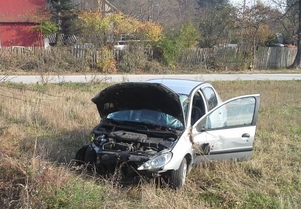 Wypadek w gminie Busko. Groźne zderzenie ciągnika z autem 