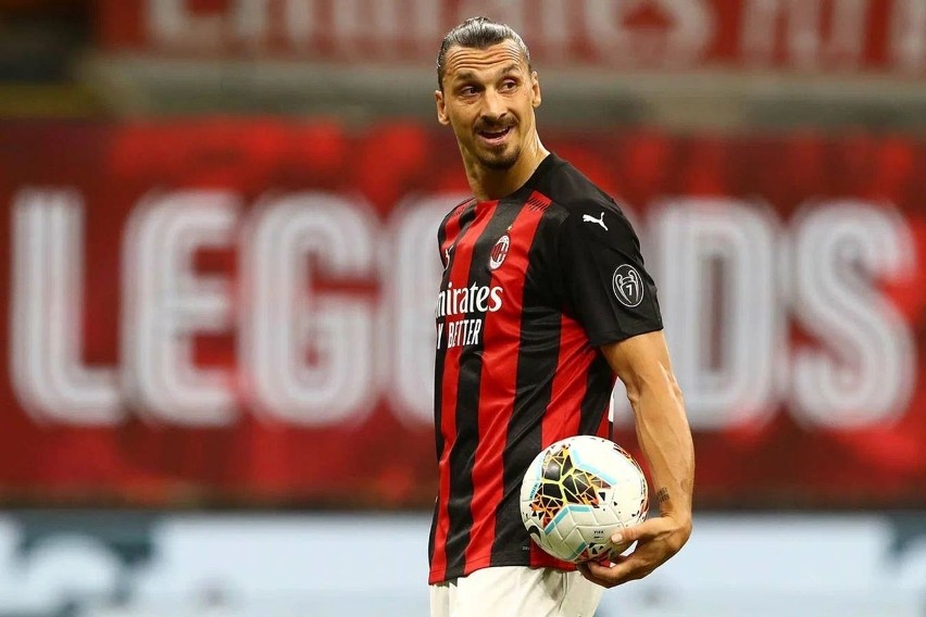 41-letni Zlatan Ibrahimović nadal chce grać w Milanie, aby...