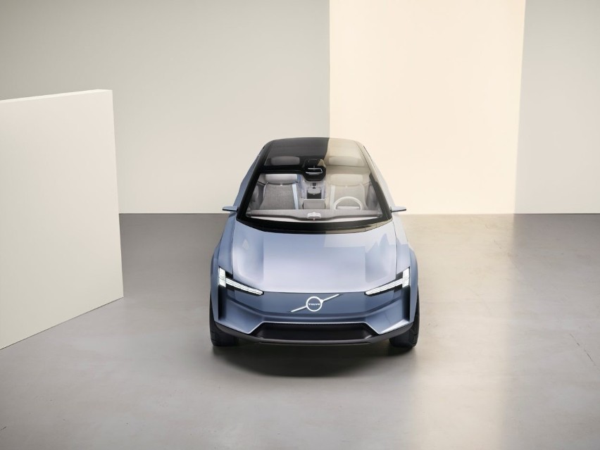 Volvo Concept Recharge...