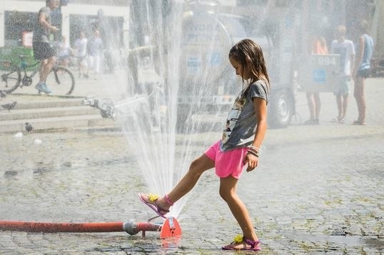 Tropikalny klimat, który wczoraj zapanował w centrum Polski,...