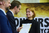 Konkurs Wiedzy o Romanie Dmowskim. Nagrodzono najlepszych. Zobacz zdjęcia!